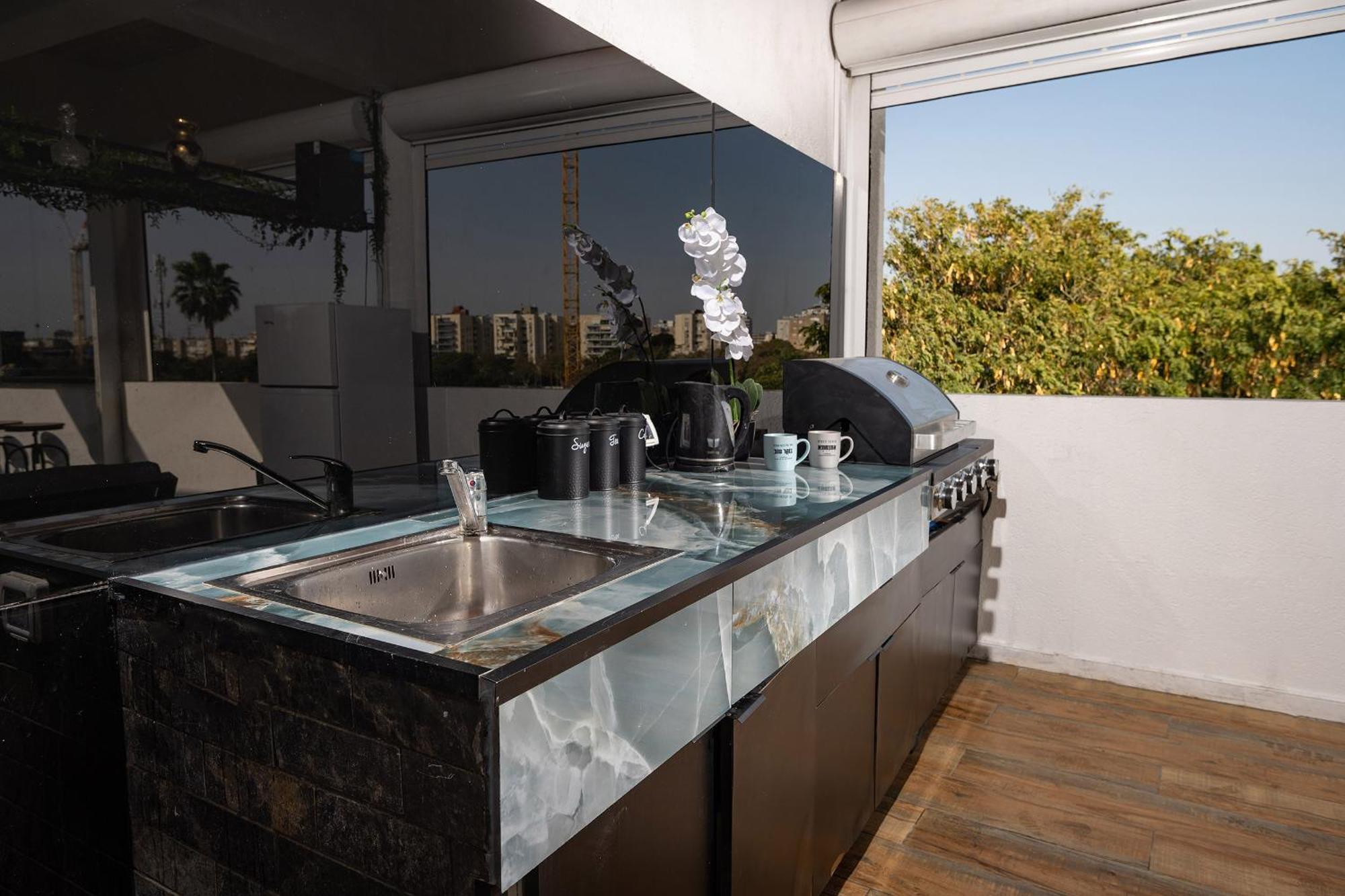 Luxurious Penthouse In Tel Aviv With Pool Apartment ภายนอก รูปภาพ